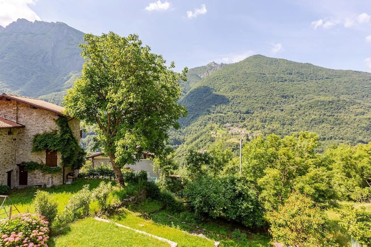 Holiday home A Small House In A Fairytale Village Taceno