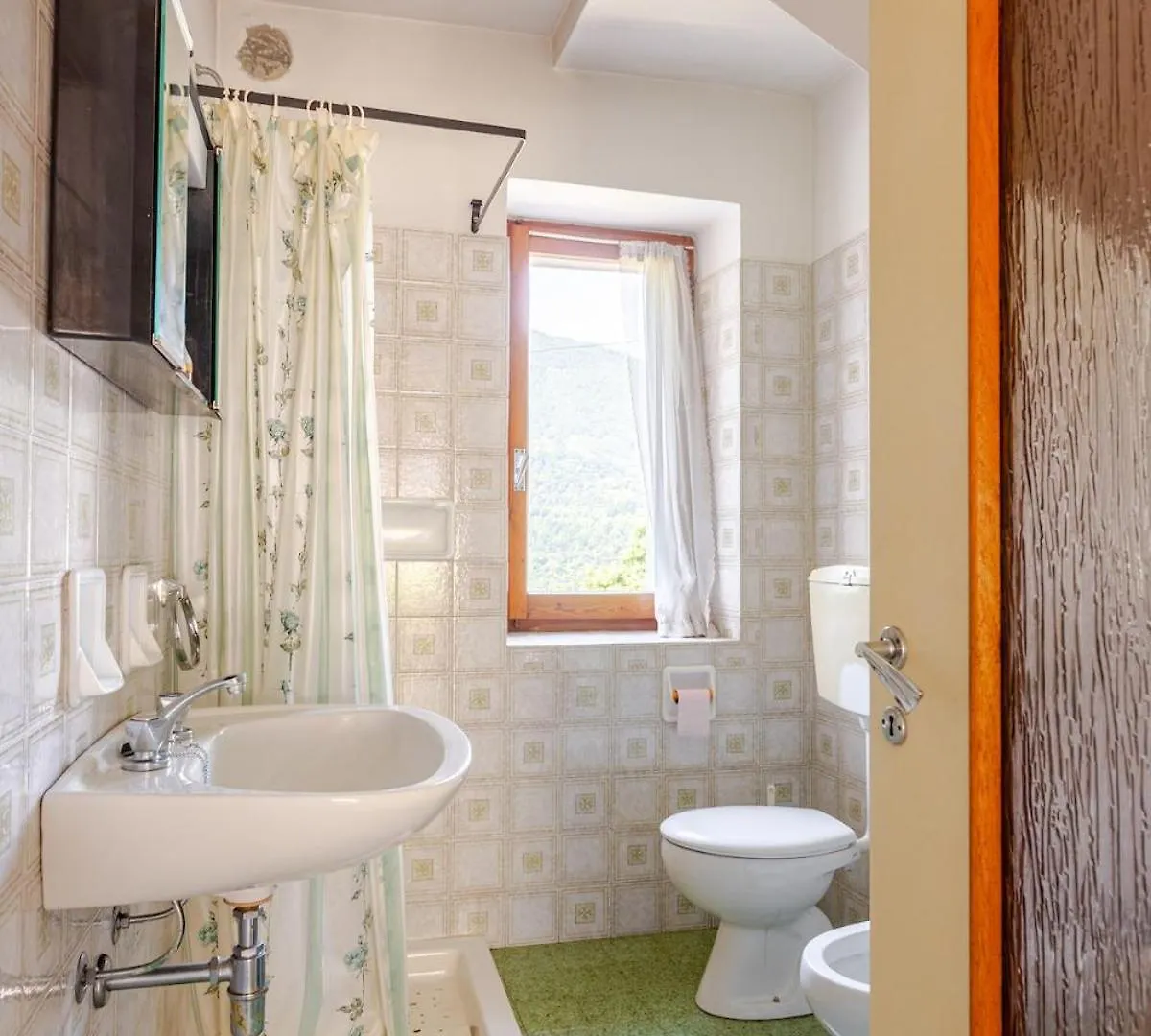 Ferienhaus A Small House In A Fairytale Village Taceno Italien