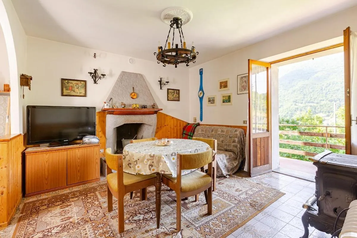 A Small House In A Fairytale Village Taceno Ferienhaus